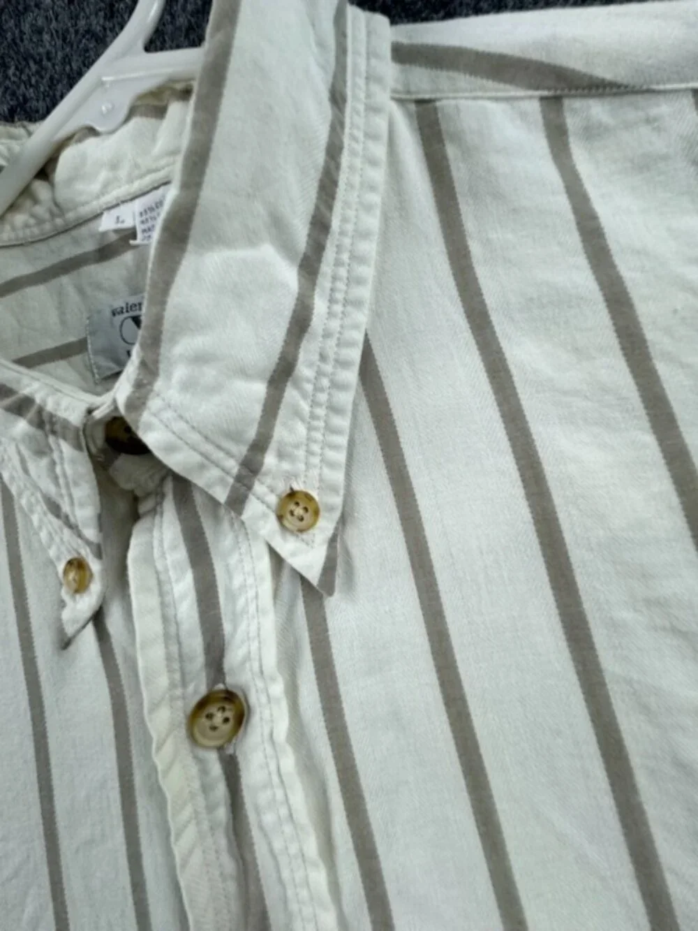 VTG Valentino Uomo Button-Down Large Striped White Gray Cotton Rayon Pocket Mens